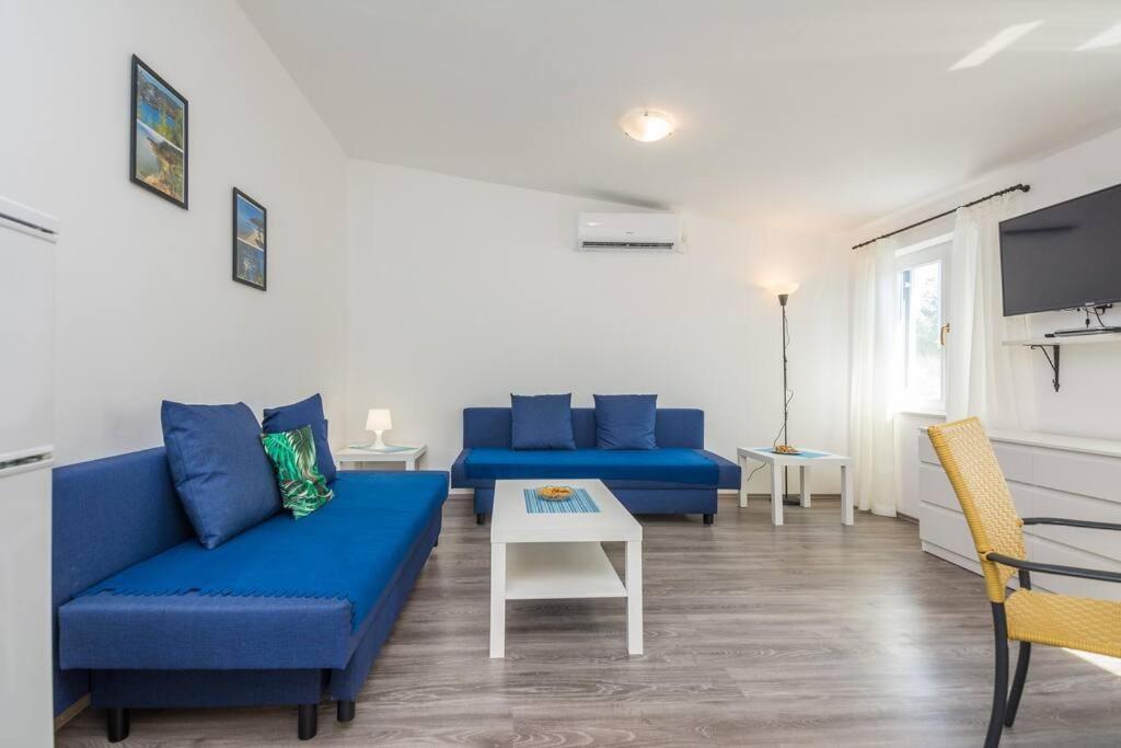 Family Patio Vir Appartement Buitenkant foto